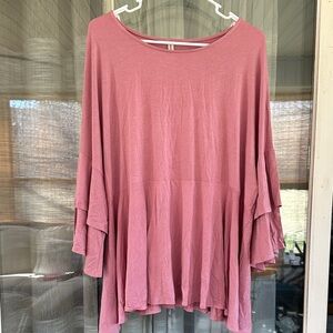 Emerald Women's Dusty Pink Flowy Top